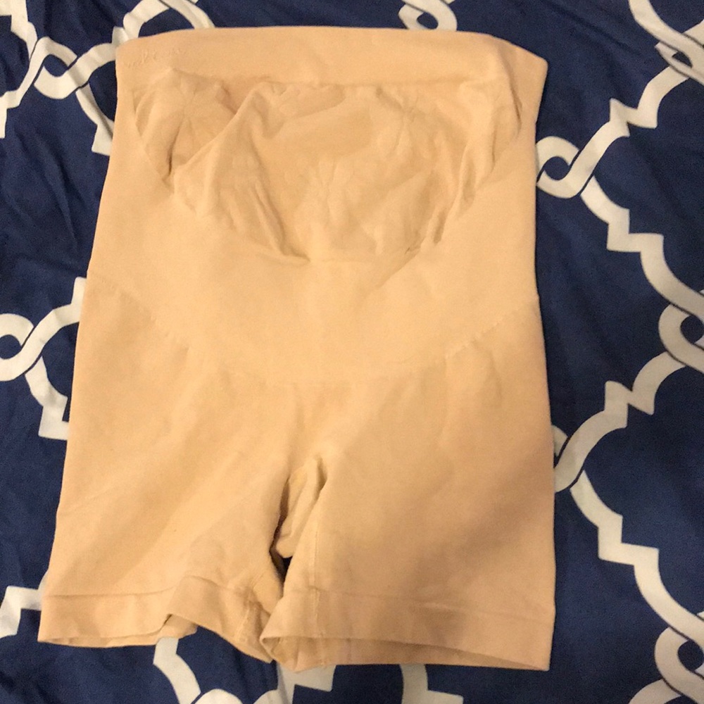 Maternity shape wear.